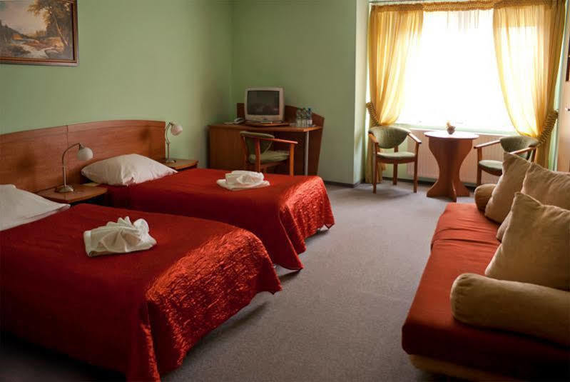 Sukiennice Hotel Chojnice Εξωτερικό φωτογραφία